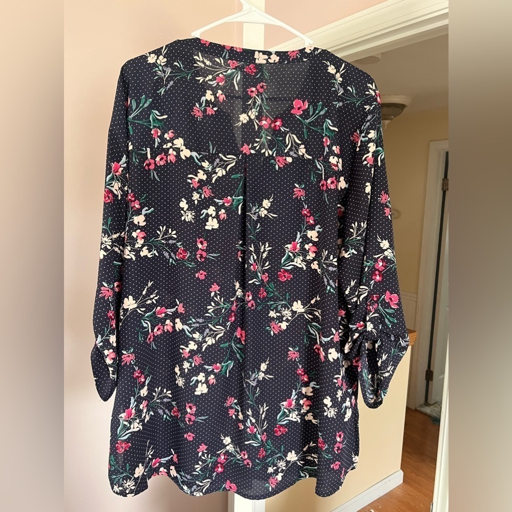 Maurice’s Polyester Blouse - Picture 3 of 5